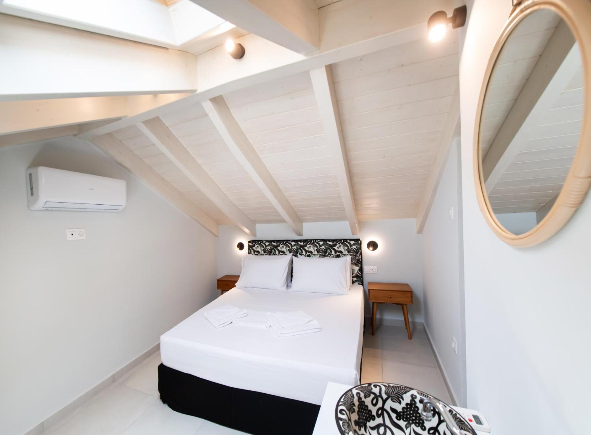 Getaway In * Lefkada City